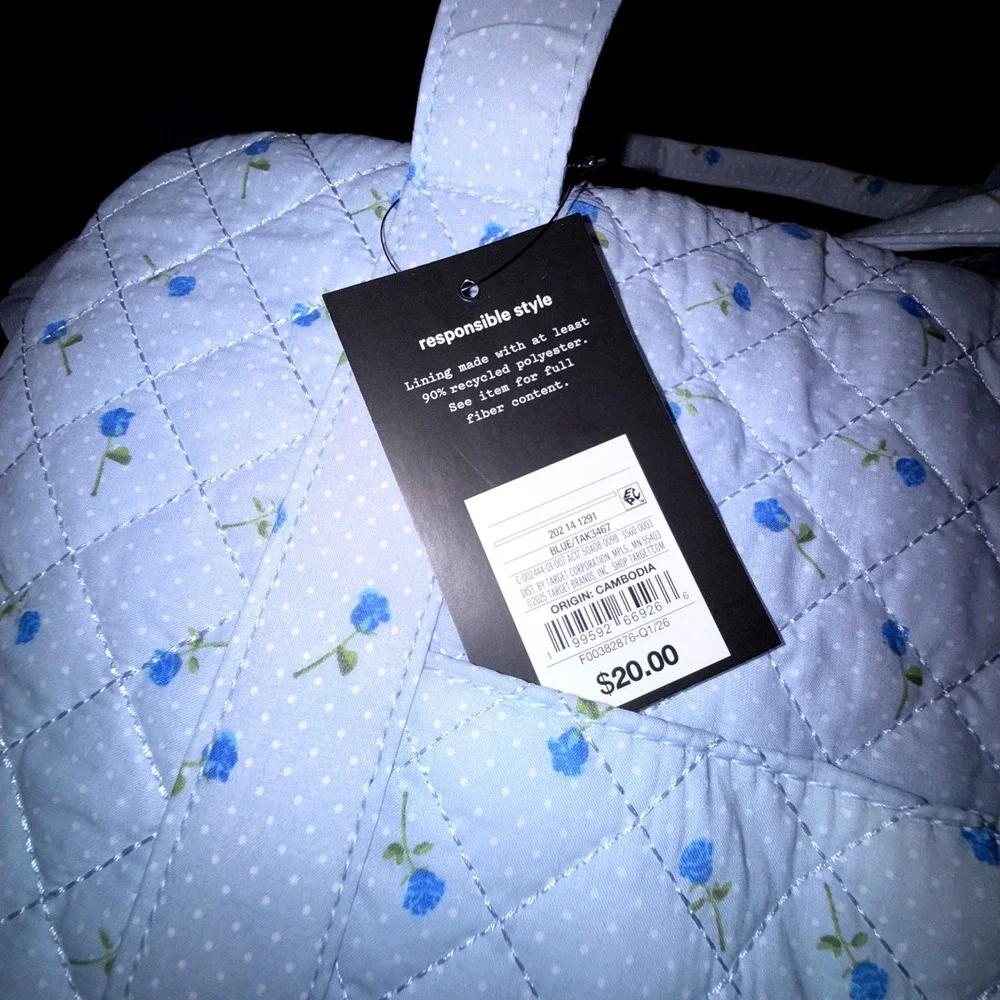 Art Class Duffel Bag Girls One Size Light Blue NEW Quilted Floral Polka Dot